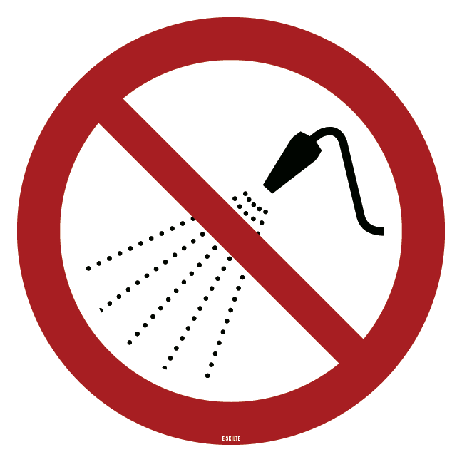 P016 Forbudt at sprøjte med vand skilt